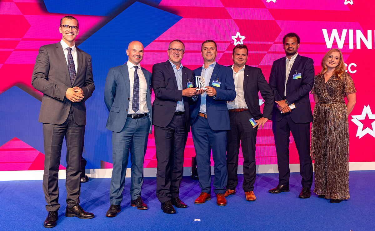 Rolls-Royce honors FACC with Best Practice Supplier Award